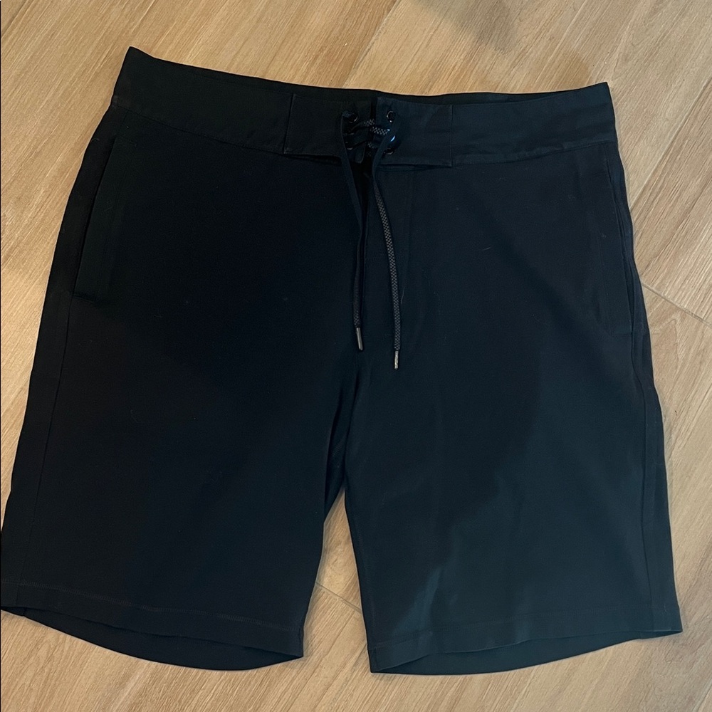 lululemon athletica Black Men's Shorts